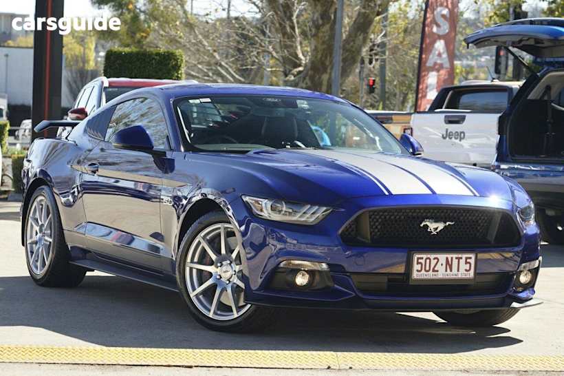 Blue 2016 Ford Mustang Coupe Fastback GT 5.0 V8