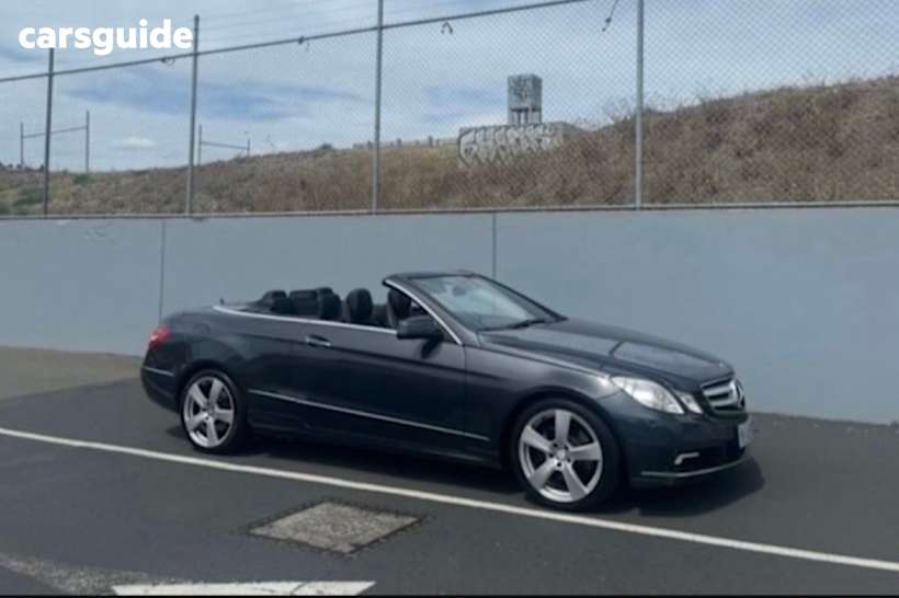 Grey 2010 Mercedes-Benz E350 Coupe Elegance