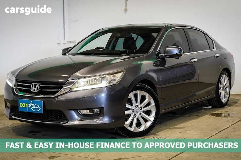 Grey 2013 Honda Accord Sedan Vti-L