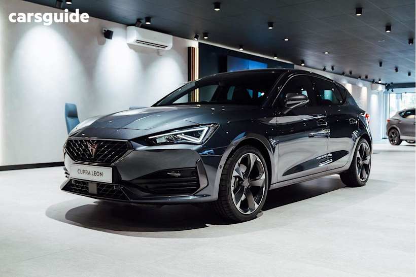 Grey 2024 Cupra Leon Hatch V F