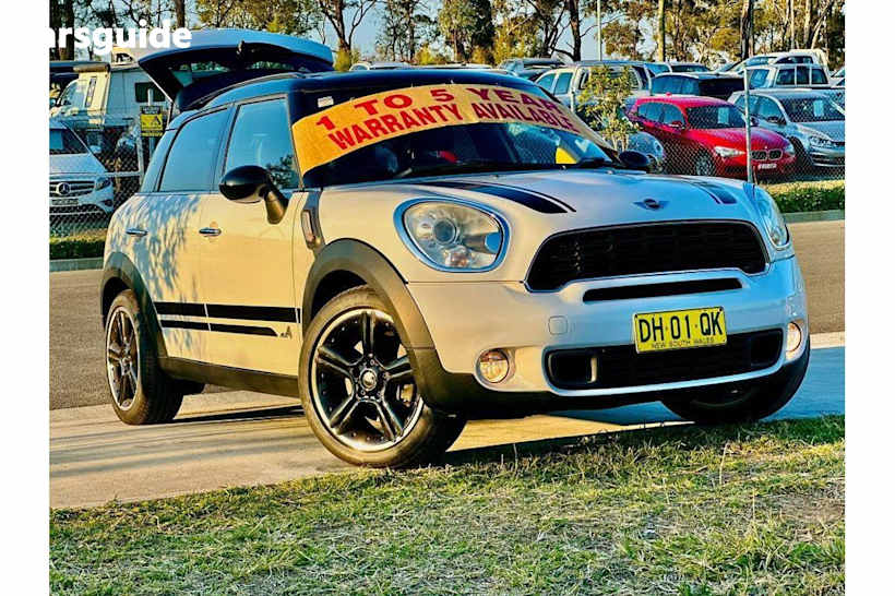 White 2011 Mini Countryman SUV COOPER F