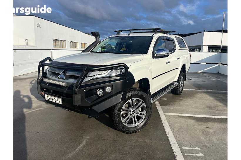 White 2022 Mitsubishi Triton Ute Tray GLS 4X4