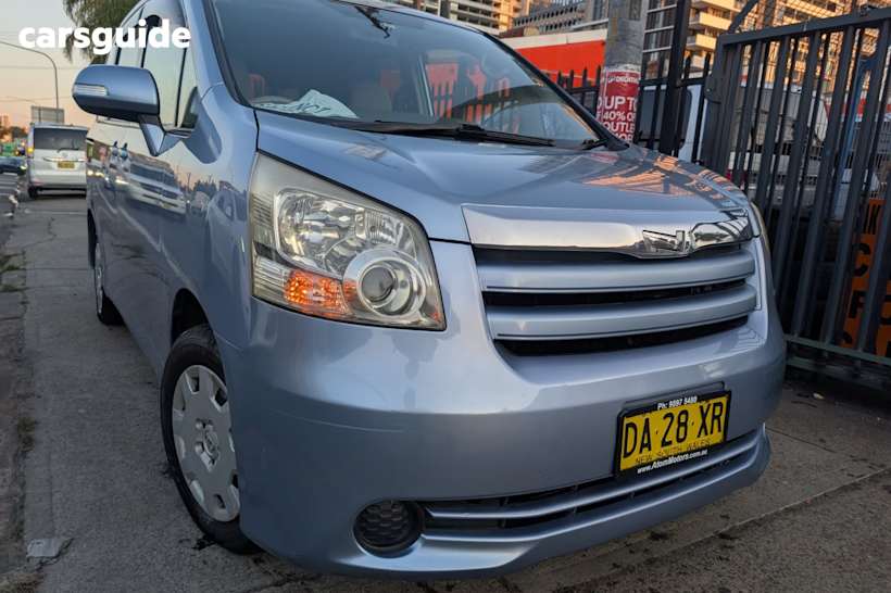Blue 2009 Toyota Noah Wagon