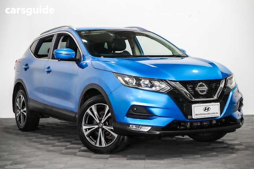 Blue 2018 Nissan Qashqai Wagon St-L
