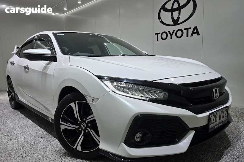 White 2018 Honda Civic Hatchback Rs