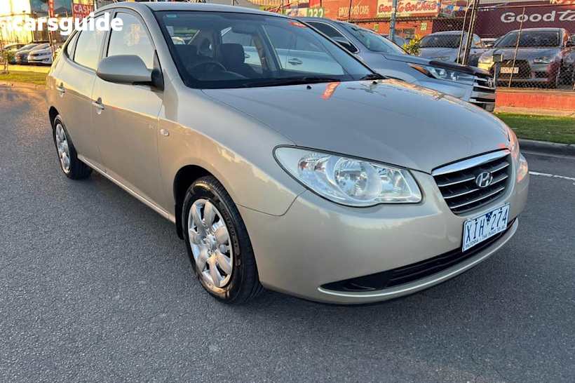 Tan 2008 Hyundai Elantra Sedan Sx