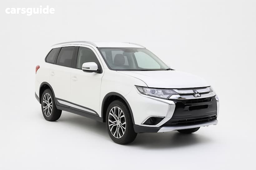 White 2018 Mitsubishi Outlander Wagon Ls 7 Seat (Awd)