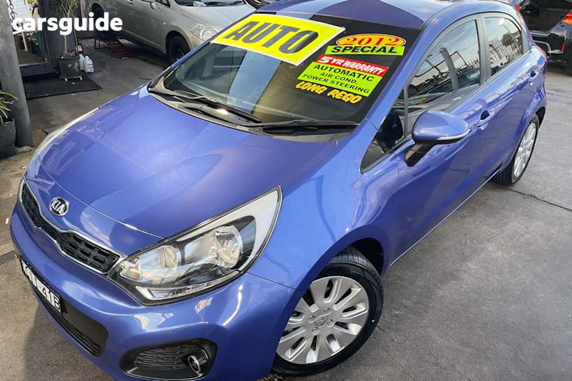 Blue 2012 Kia RIO Hatchback Si