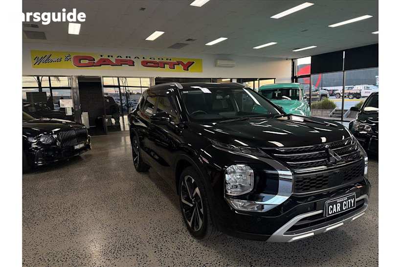 Black 2022 Mitsubishi Outlander Wagon Aspire 7 Seat (2Wd)