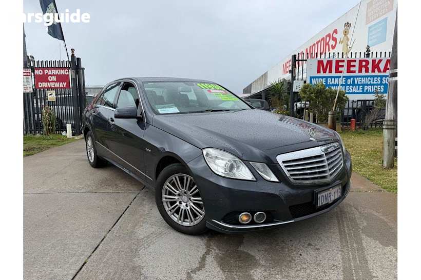 Blue 2010 Mercedes-Benz E-CLASS Sedan E250 CDI BLUEEFFICIENCY ELEGANCE R
