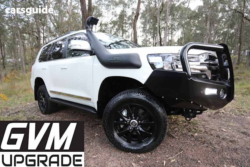 White 2020 Toyota Landcruiser Wagon Lc200 Sahara Horizon Se (4X4)
