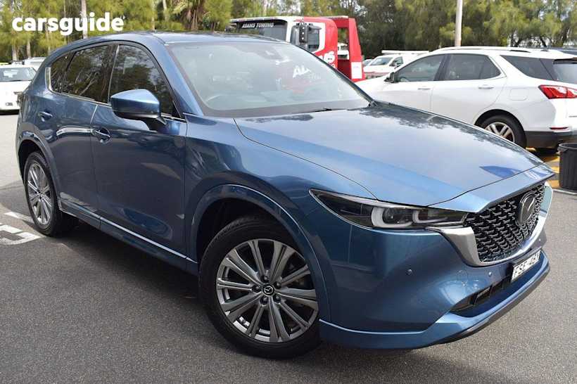 Blue 2022 Mazda CX-5 SUV AKERA 4X4
