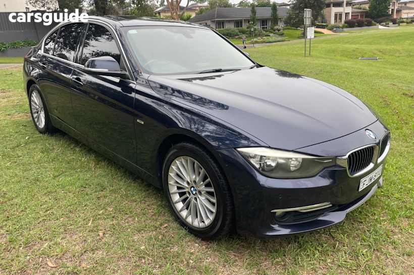 Blue 2012 BMW 320D Sedan Modern Line