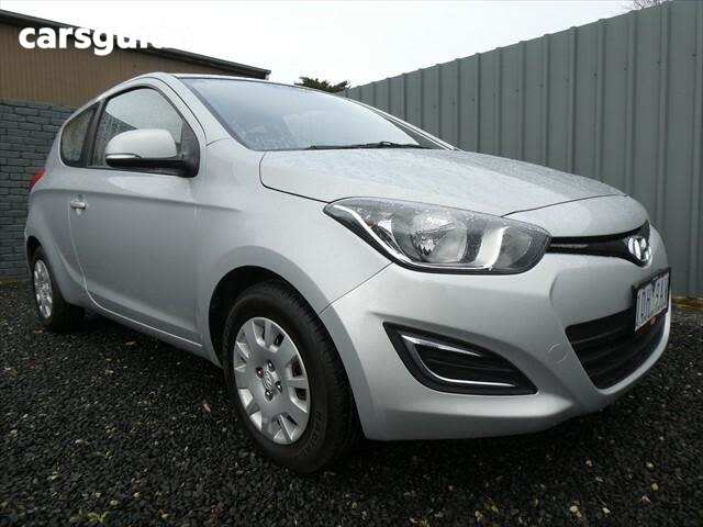 Silver 2013 Hyundai I20 Hatchback Active