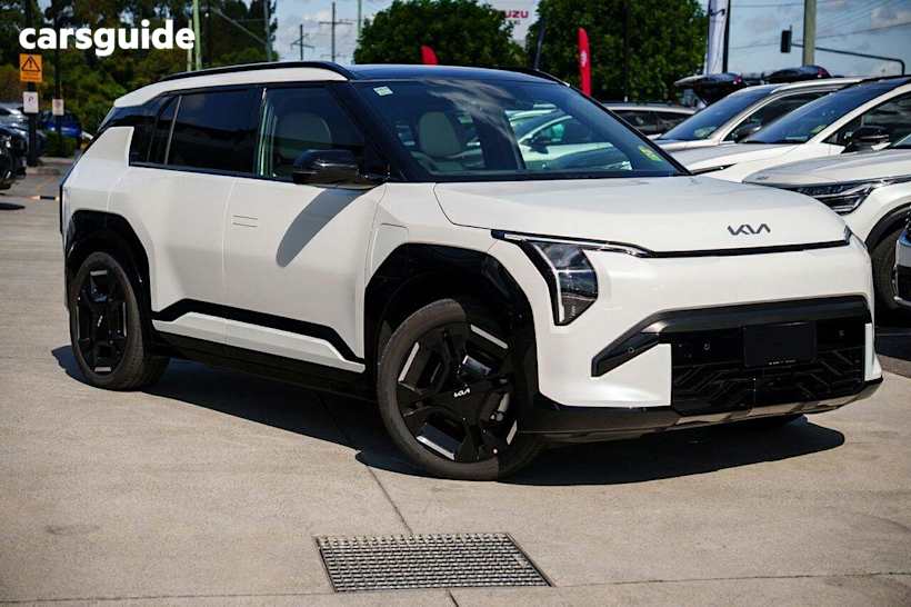 White 2025 Kia Ev3 Wagon Gt-Line 2Wd Lr
