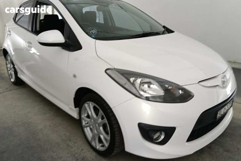 White 2009 Mazda 2 Hatchback Genki