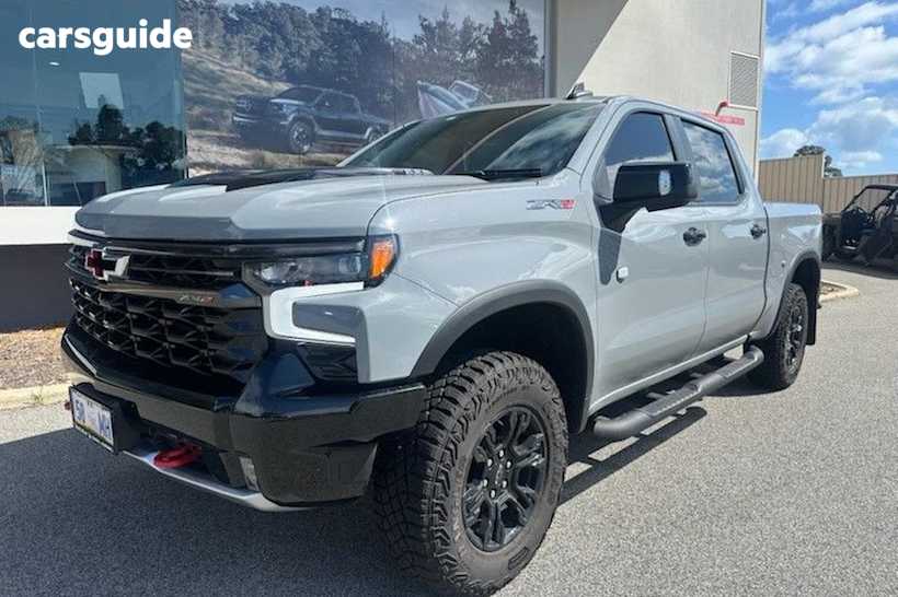 Grey 2024 Chevrolet Silverado Crew Cab Pickup 1500 Zr2