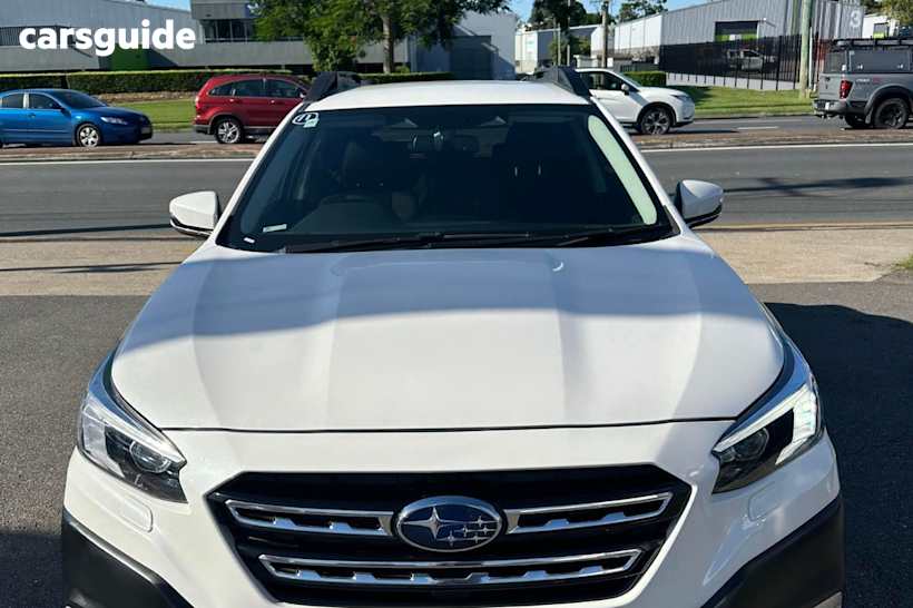 White 2021 Subaru Outback Wagon Awd