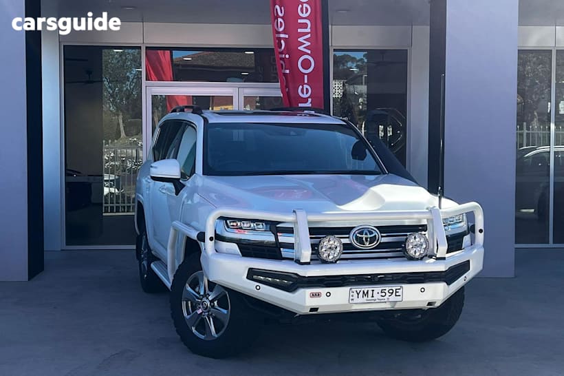 White 2023 Toyota Landcruiser SUV VX 4X4