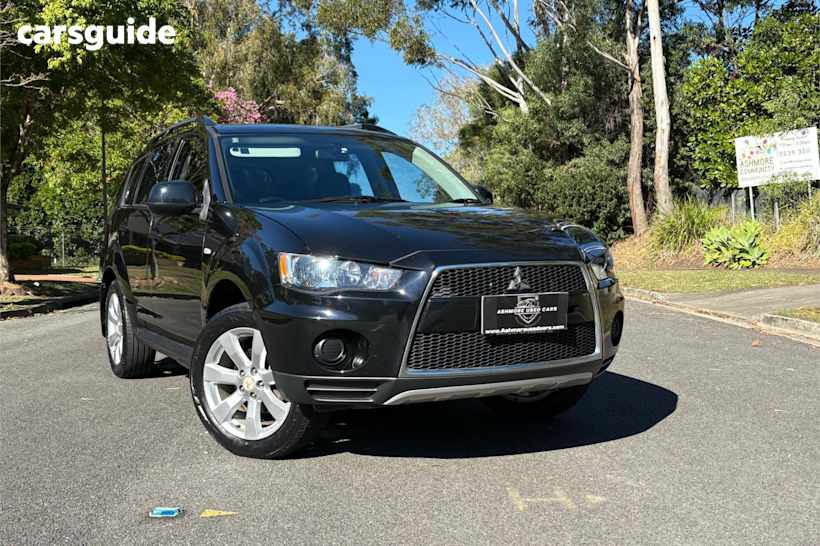 Black 2012 Mitsubishi Outlander Wagon Ls (Fwd)