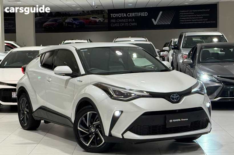 White 2022 Toyota C-HR SUV KOBA F