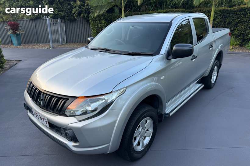 2016 Mitsubishi Triton Dual Cab Utility Glx (4X4)