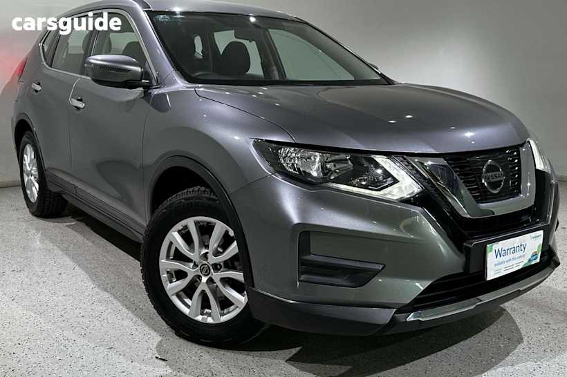Grey 2018 Nissan X-Trail SUV ST 4X4