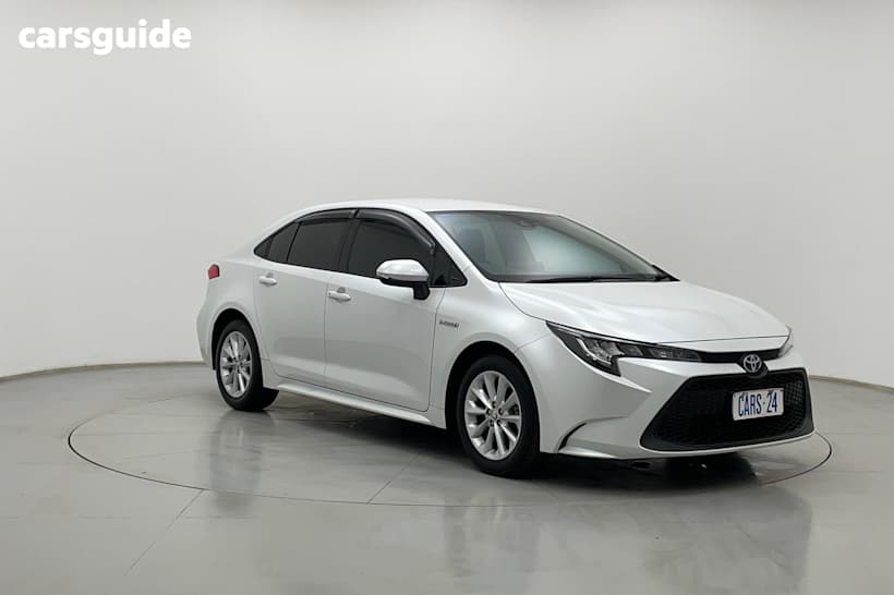 2022 Toyota Corolla Sedan Ascent Sport + Navi Hybrid