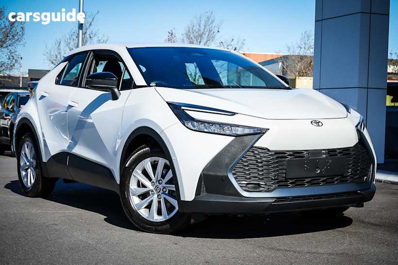 White 2023 Toyota C-HR Wagon Gxl (2Wd)