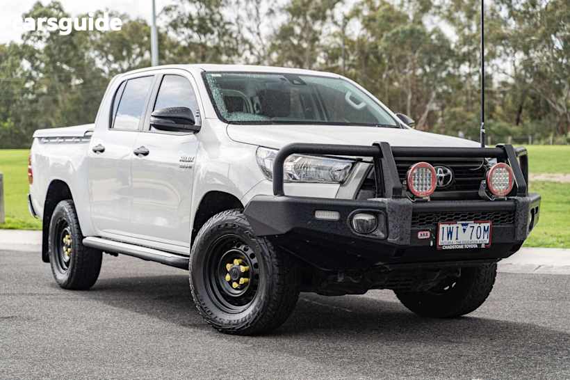 White 2022 Toyota Hilux Ute Tray SR 4X4