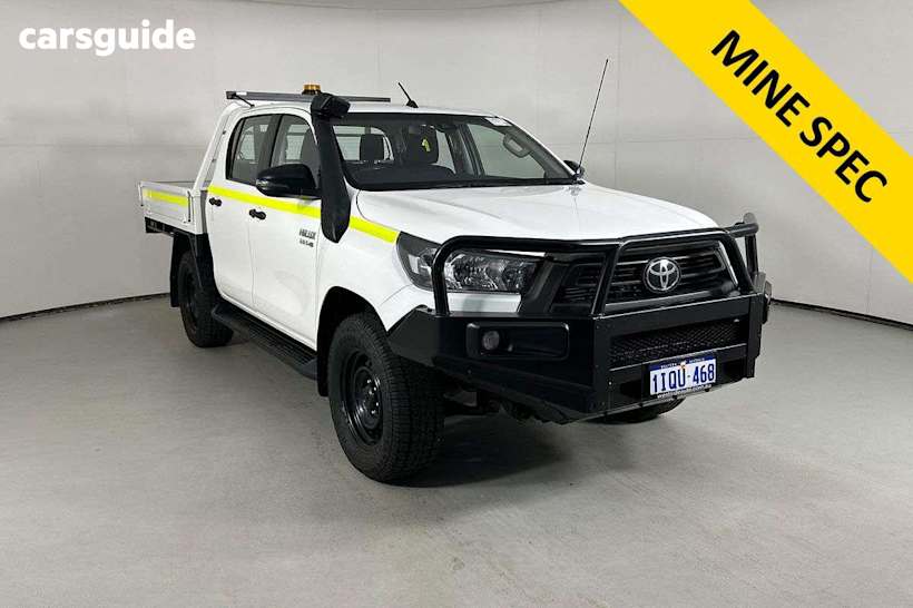 White 2021 Toyota Hilux Double Cab Chassis Sr (4X4)