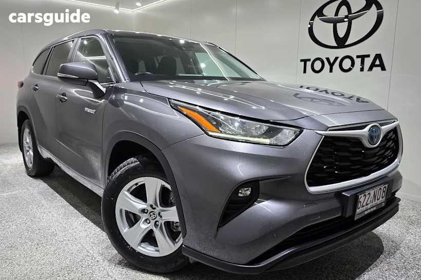 Silver 2023 Toyota Kluger SUV GX 4X4