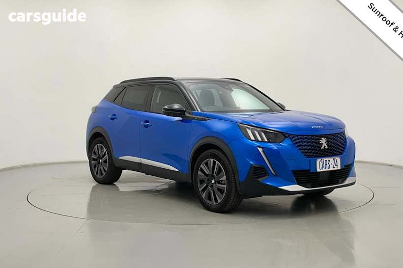 Blue 2023 Peugeot E-2008 Wagon Gt
