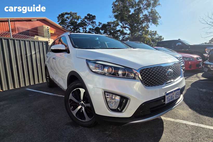 White 2016 Kia Sorento SUV SLI 4X4