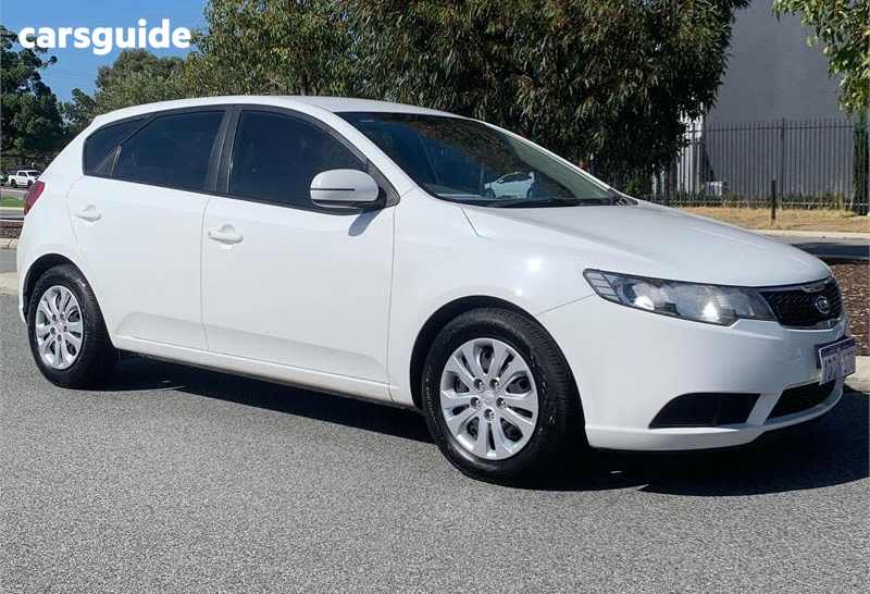 White 2011 Kia Cerato Hatch S F