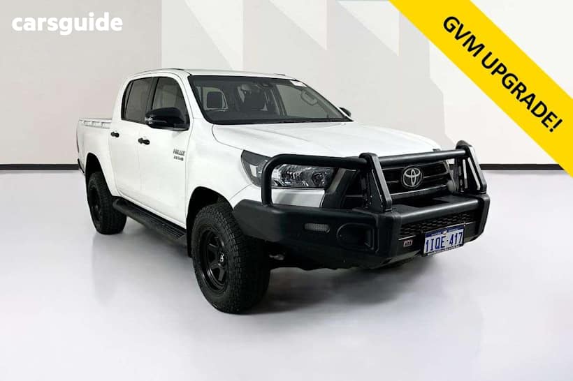 White 2021 Toyota Hilux Double Cab Pick Up Sr (4X4)