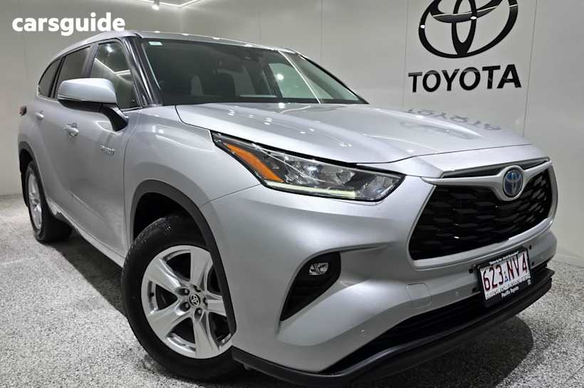 Silver 2023 Toyota Kluger SUV GX 4X4