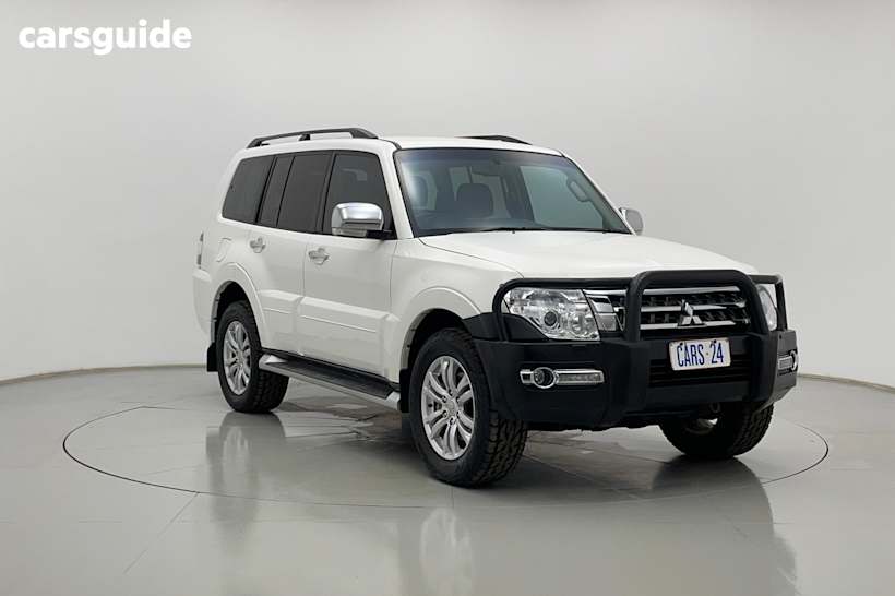 2017 Mitsubishi Pajero Wagon Glx Lwb (4X4)