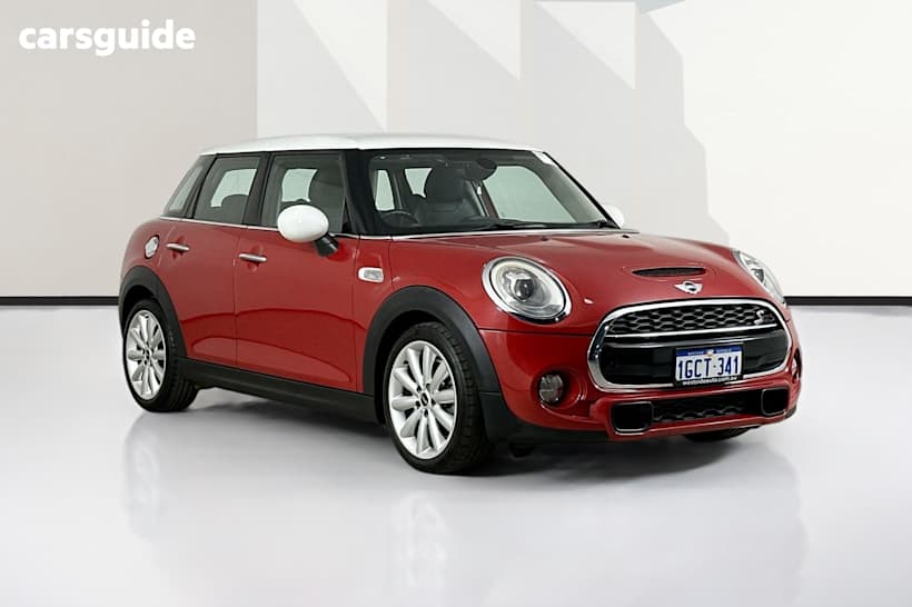 Red 2016 Mini Cooper Hatchback S 5D Hatch