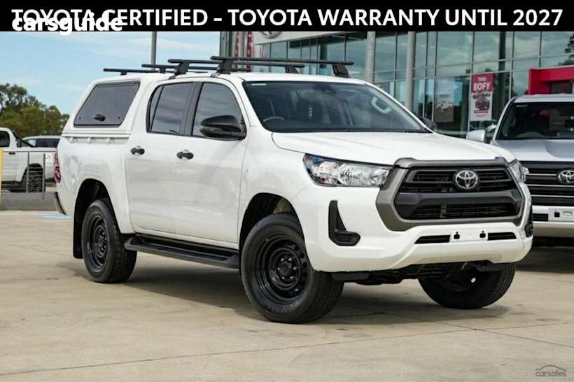 White 2021 Toyota Hilux Double Cab Pick Up Sr (4X4)