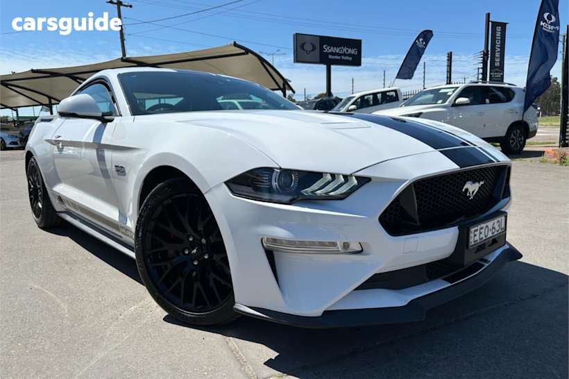 White 2018 Ford Mustang Coupe Fastback Gt 5.0 V8