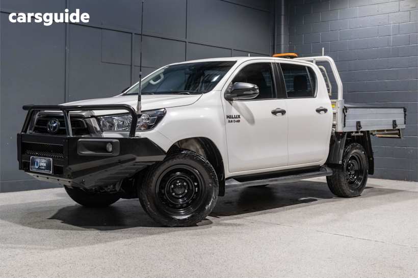 White 2022 Toyota Hilux Ute Tray SR 4X4