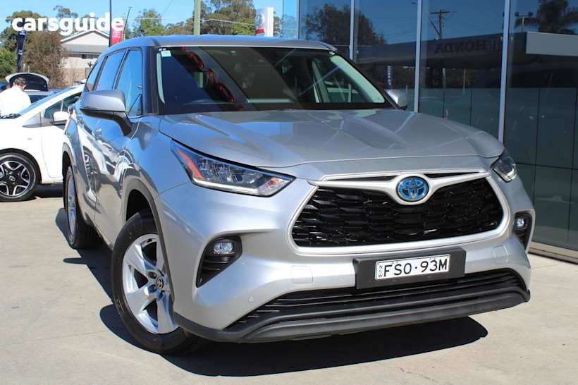Silver 2021 Toyota Kluger SUV