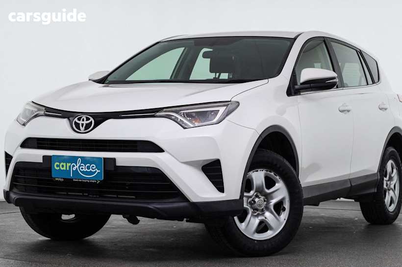 White 2017 Toyota RAV4 Wagon Gx (4X4)