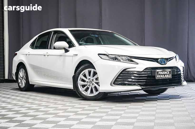 White 2021 Toyota Camry Sedan Ascent Hybrid