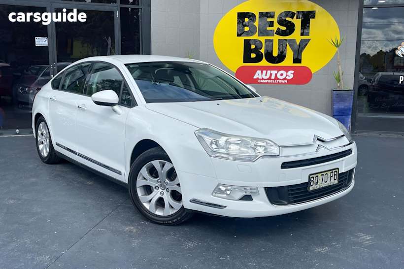 White 2010 Citroen C5 Sedan 2.0 Hdi Comfort