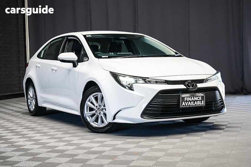 White 2023 Toyota Corolla Sedan Ascent Sport + Convenience Pk