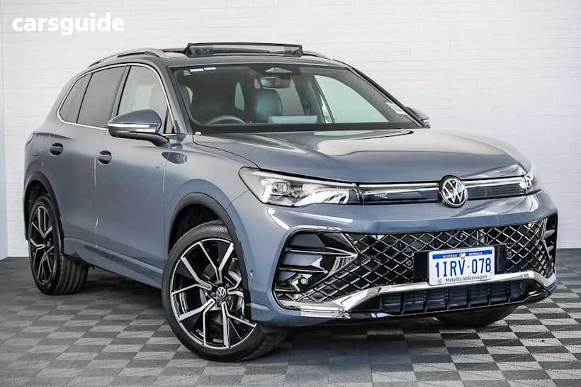 Grey 2025 Volkswagen Tiguan Wagon 195Tsi R-Line
