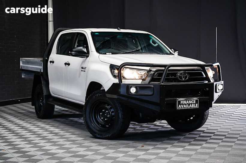 White 2021 Toyota Hilux Double Cab Chassis Sr (4X4)