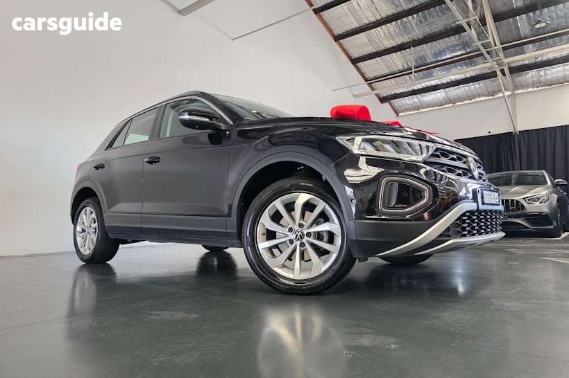 Black 2023 Volkswagen T-ROC SUV CITYLIFE F